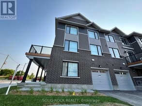 Building Photo - 501 Woodlily Private