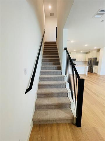 Building Photo - 1025 Stockton Dr