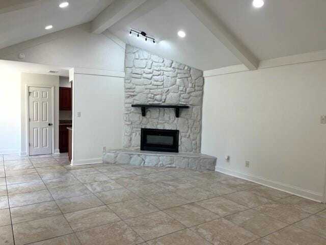 Foto del edificio - 208 Lake Village Blvd