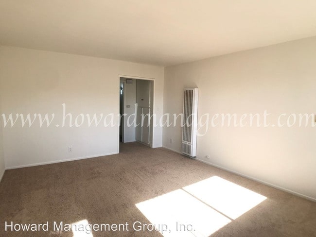 Foto del edificio - 117 S Reno St