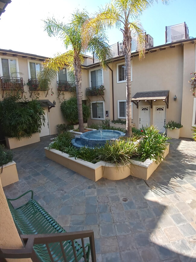 Building Photo - 4105 Tujunga Ave