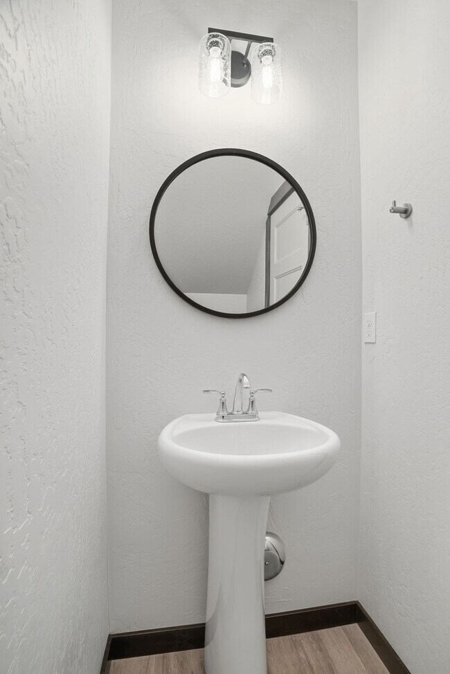 Foto del edificio - 1582 Latitude Ln