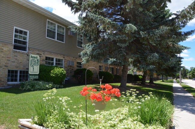 Foto del edificio - Forest Glen Apartments