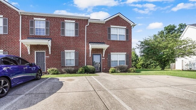 Foto del edificio - 4006 Clinton Ln