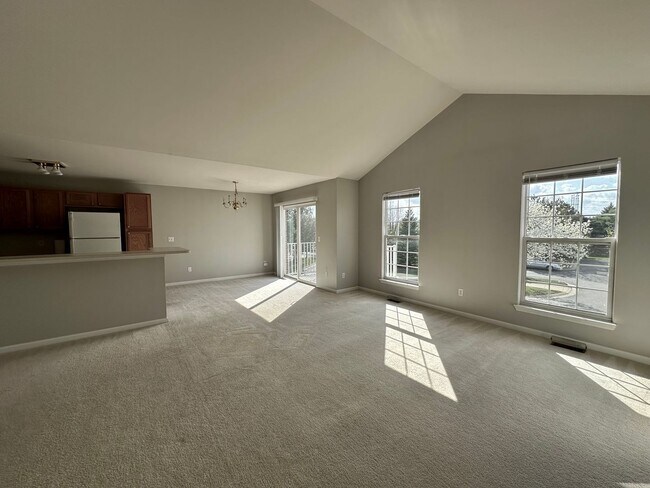 Building Photo - 2 bedroom 2 bath condo Sterling Heights