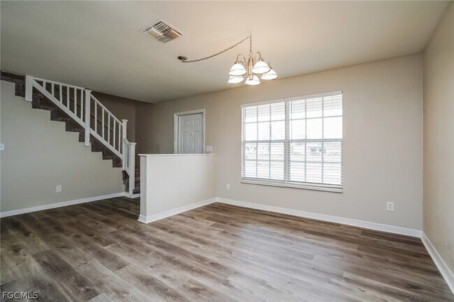 Building Photo - 2044 NE 20th Terrace