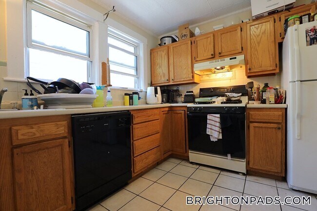 Foto del edificio - 102 Nonantum St