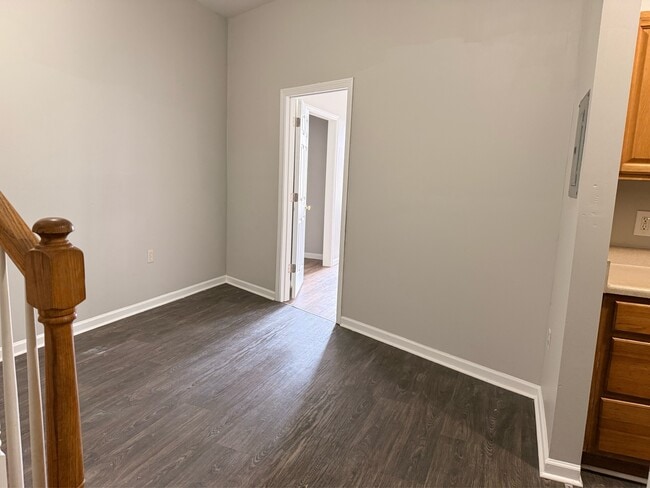 Foto del edificio - 588-612-612 E Main St