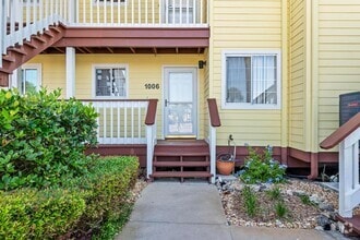 Building Photo - 1006 Ocean Marina Dr