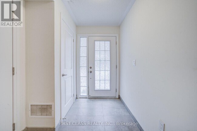Photo du bâtiment - 97 Clippers Cres