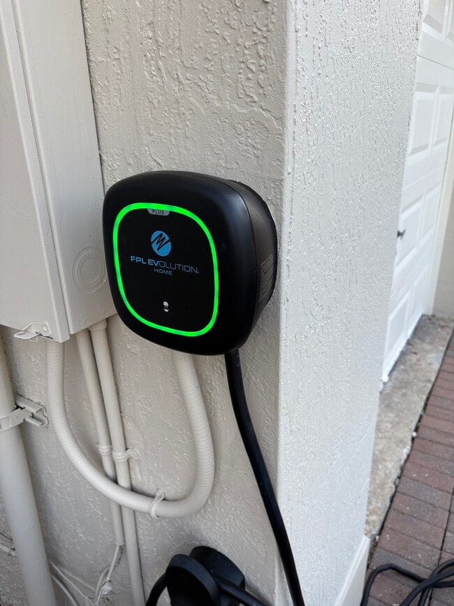 Building Photo - 12304 SW 122nd St