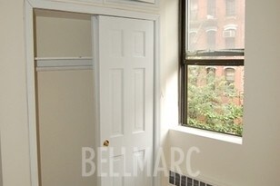 Building Photo - 34 W 84th St