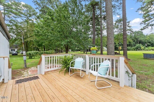 Foto del edificio - 10317 Giles Rd