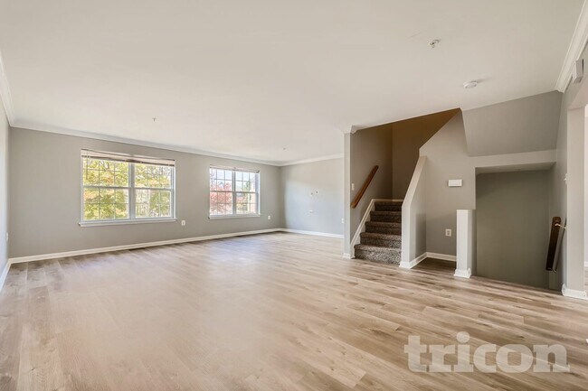 Foto del edificio - 4633 Sherwood Mills Rd