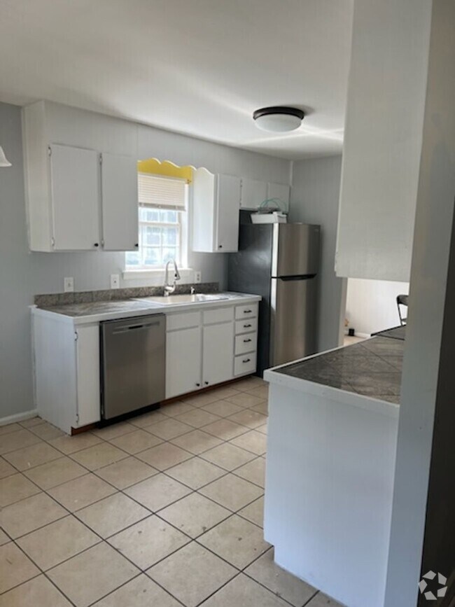 New Sunnyside Apartments for Rent with a Yard Charlotte, NC 1