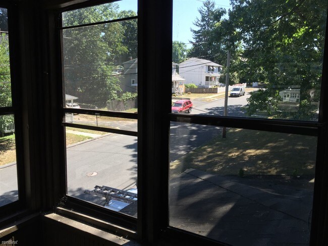 Building Photo - 2 br, 1 bath  - 25 William St Fl 3 3rd floor