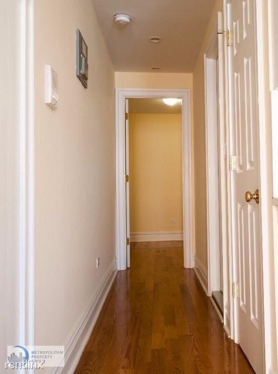 Building Photo - 544 W 50th St