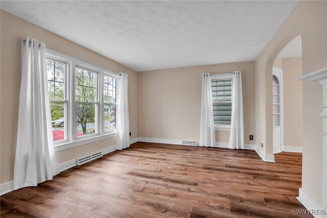 Foto del edificio - 21 Waverly Ave