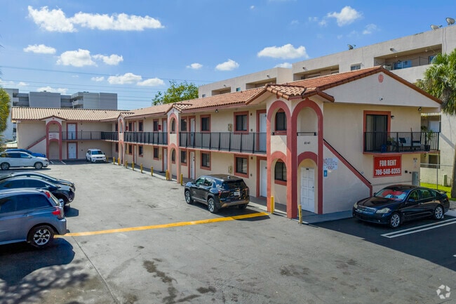 Building Photo - North Point