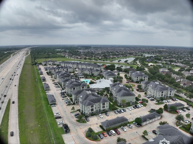 3D Exterior - Southfork Lake