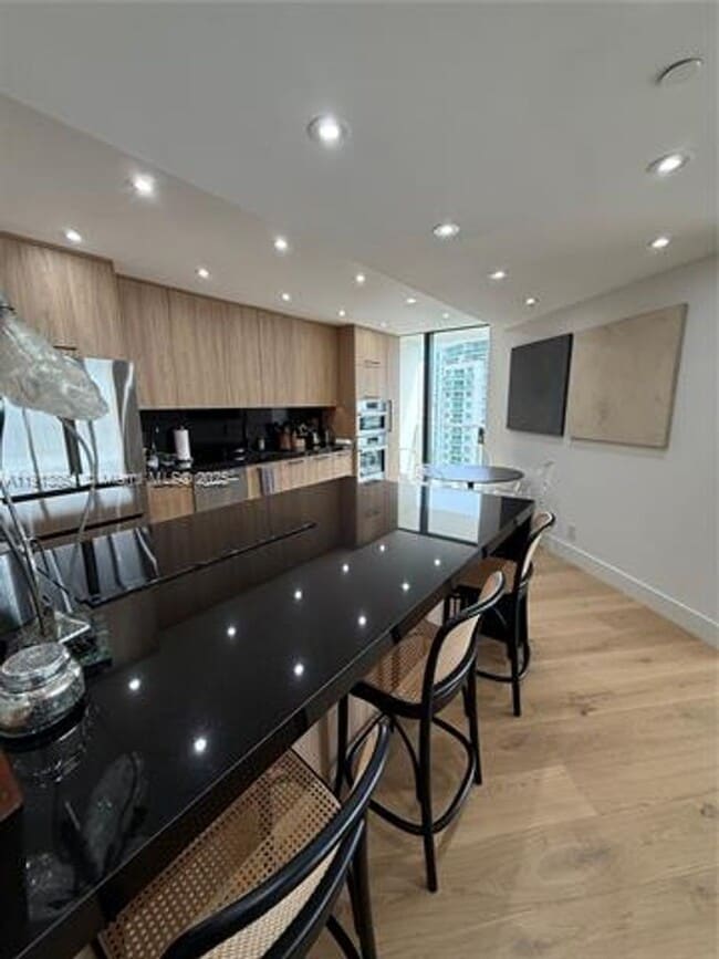 Photo - 19500 Turnberry Way Apartment