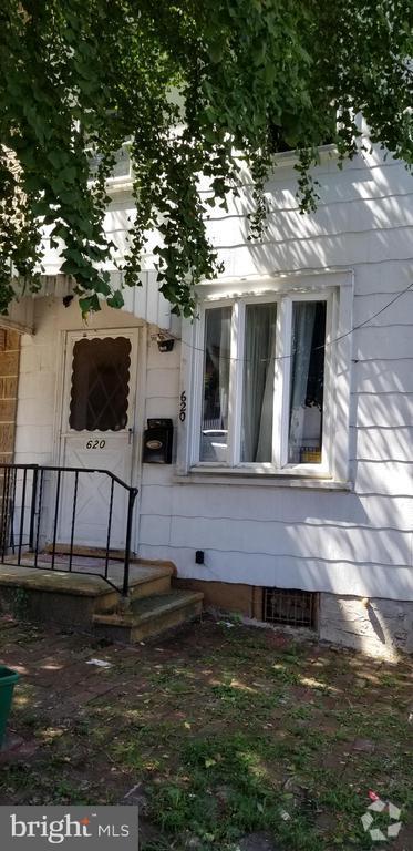 Building Photo - 620 S 10th St