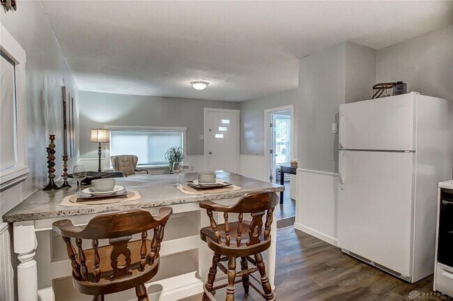 Open concept--kitchen looking into living room - 2745 Gladstone St