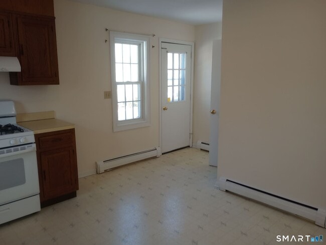 Building Photo - 18 Alyssa Ln