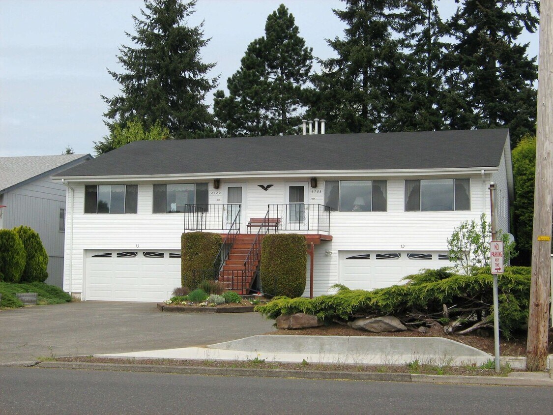 Photo - 2722 E. McLoughlin Blvd
