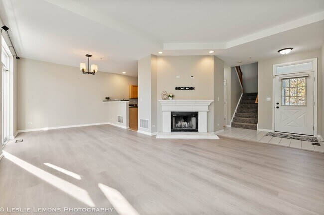 Building Photo - 43 Tanglewood Dr