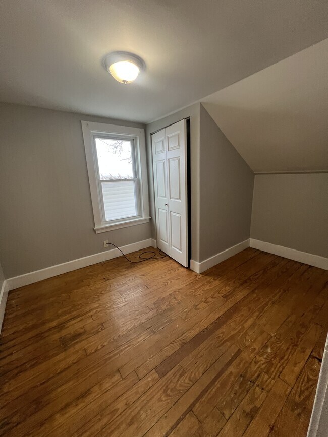 Building Photo - 3 Elmwood Ave