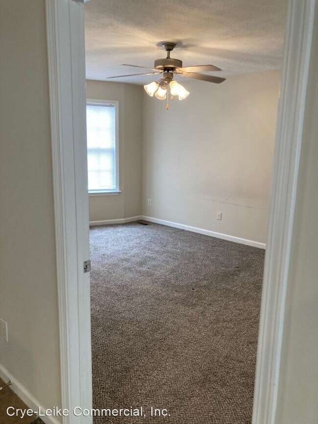 Foto del edificio - 3 br, 2 bath House - 1013 Creekview Dr.