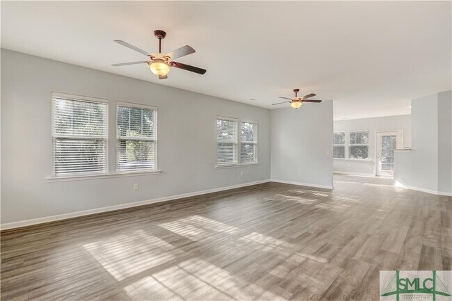 Building Photo - 1 Regal Ct
