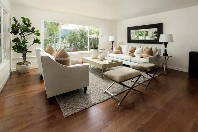 Foto del edificio - 1871 Hamilton Ave