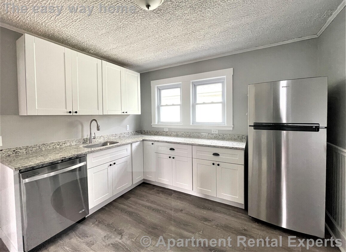 Primary Photo - Tufts - 3+ bedroom - Recent Reno