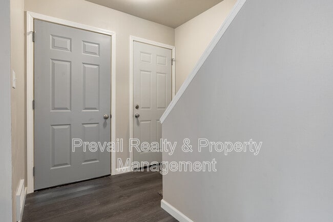 Building Photo - 4412 Pepper Dr