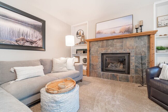 Foto del edificio - 10283 White Fir Rd