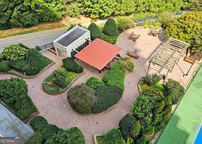 Foto del edificio - 4561 Olde Perimeter Way