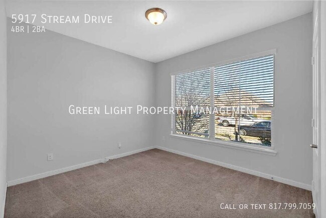 Foto del edificio - 5917 Stream Dr