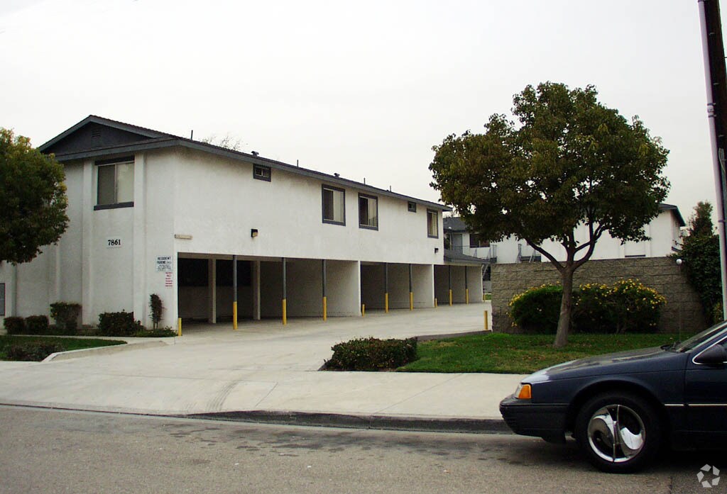 Primary Photo - 7861 First St