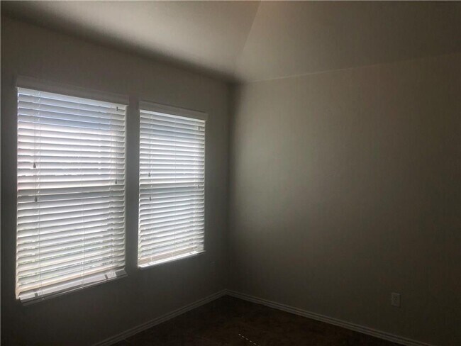 Building Photo - 188 Brockston Dr