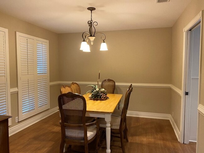 Building Photo - 3709 Casady Ct