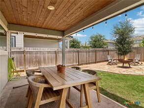 Building Photo - 890 Casetta Trl