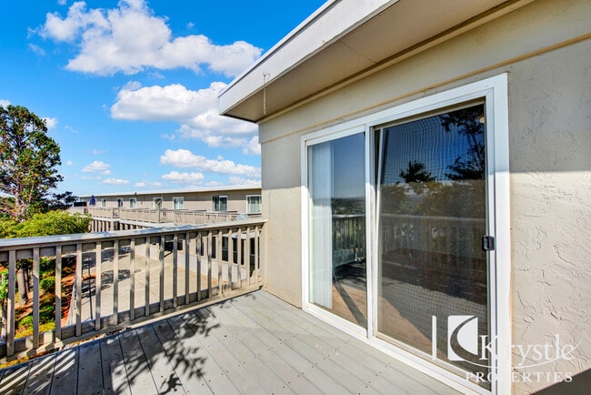 Building Photo - North Hills Apartments