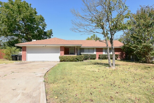 Foto del edificio - 1208 Yellowstone St