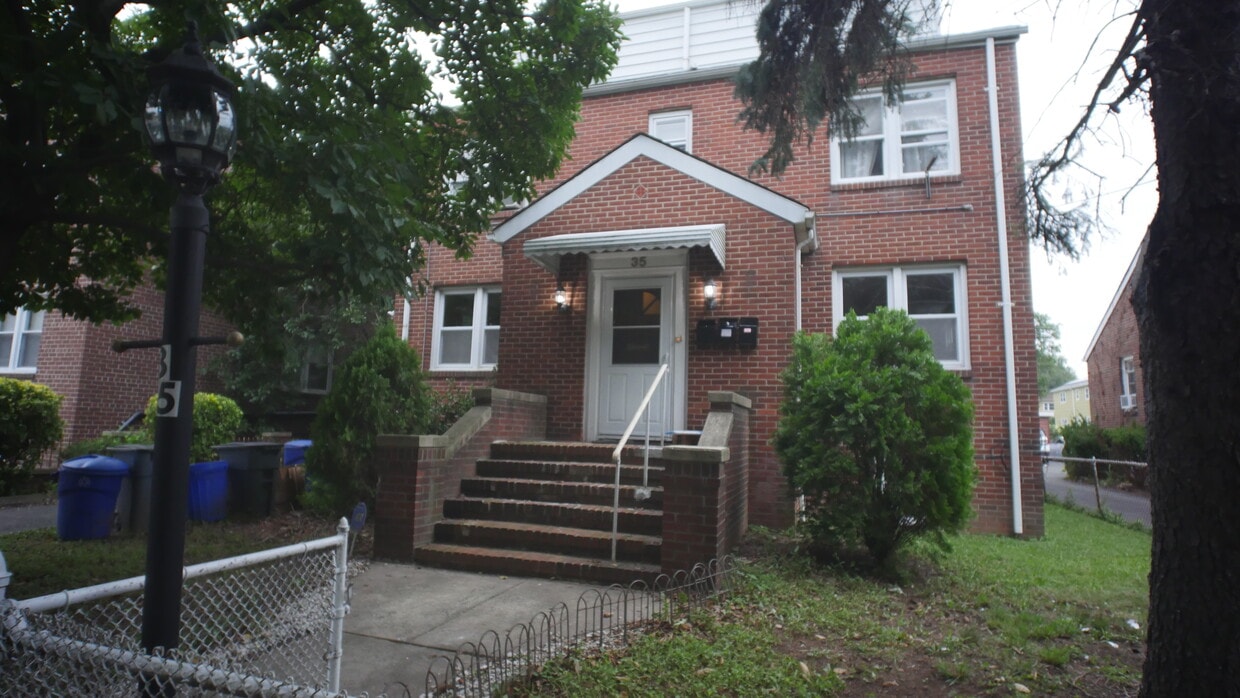 35 Watsessing Ave Unit 1, Belleville, NJ 07109 Apartments in