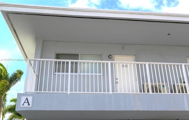 Foto del edificio - 2170 NE 51st Ct