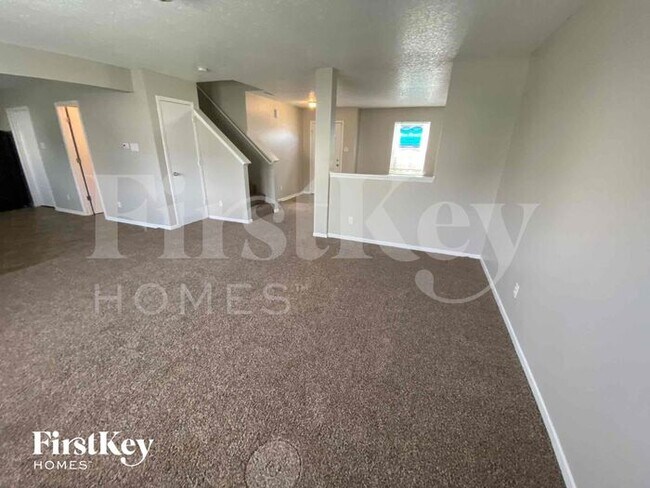 Building Photo - 8854 Youngs Creek Lane