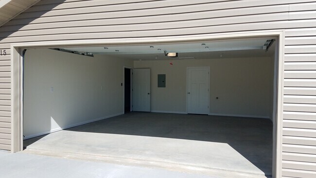 Two Car Garage - 633 Jamestown Dr