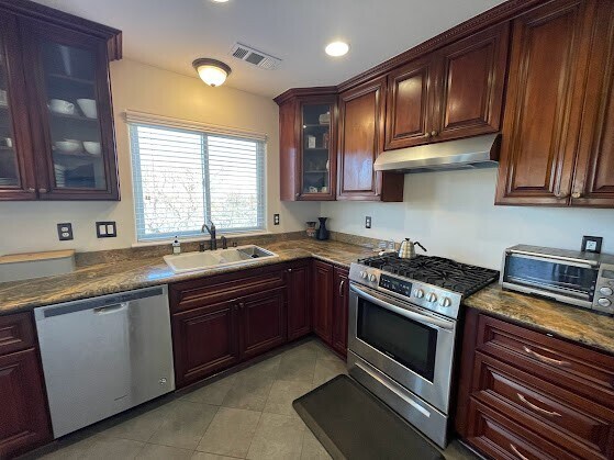 Building Photo - 311 Dyana Ct